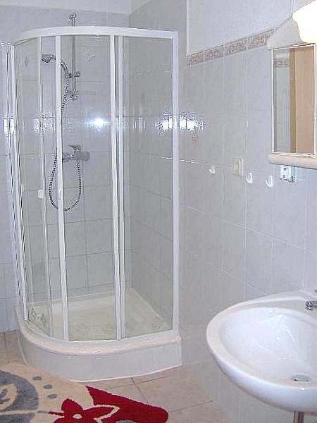 Badezimmer mit Du/WC